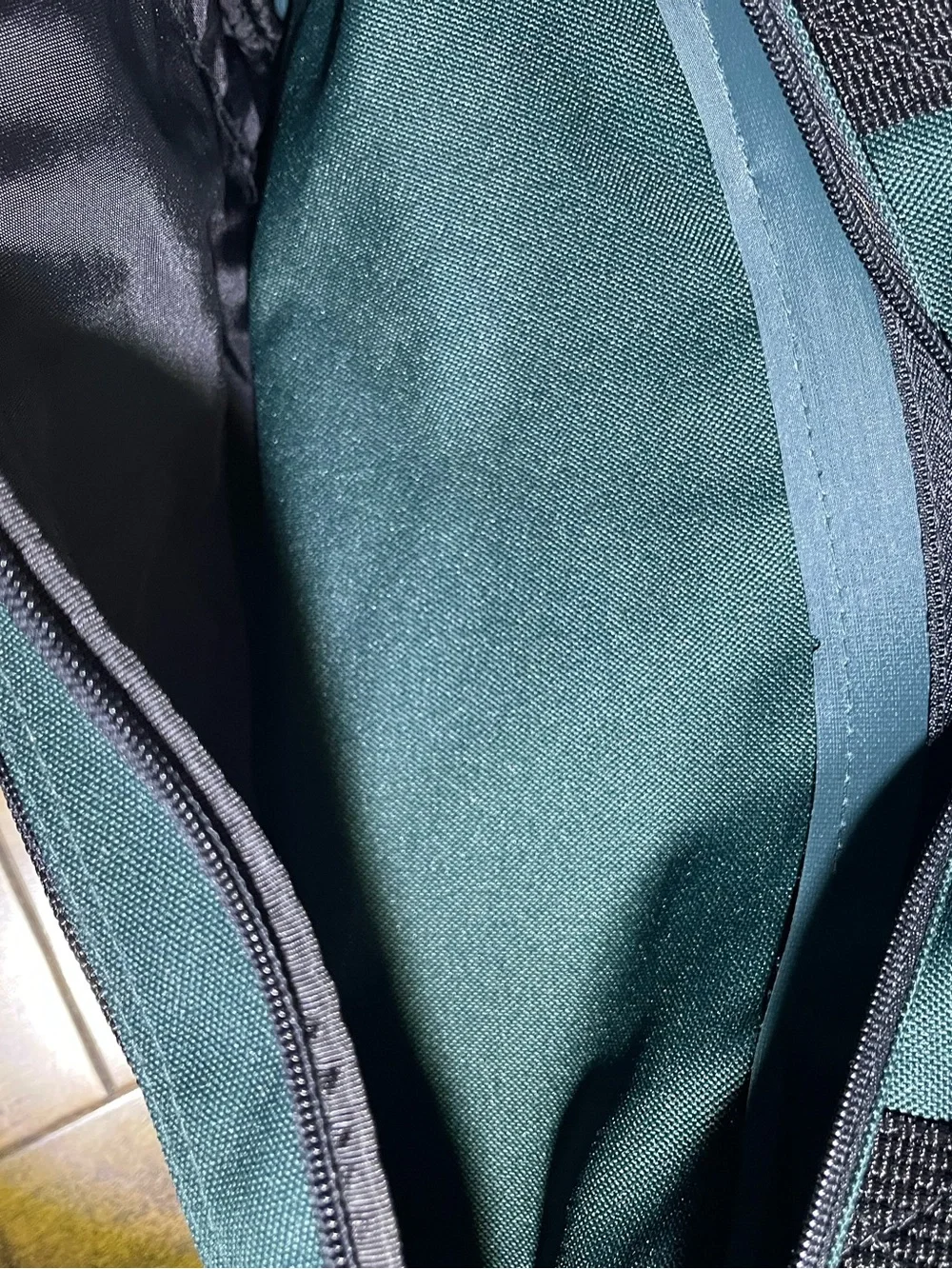 Team Kool Vintage 90’s Green Indy Racecar Green Duffle Bag EUC